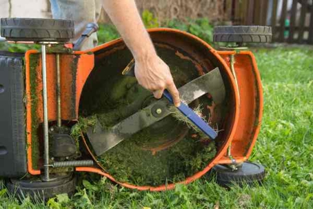 How to Prepare Your Mower for Spring